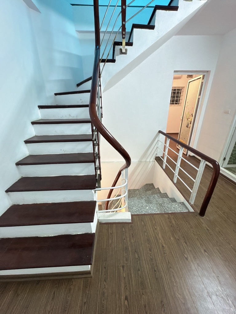 CHỈ 9X TỶ CÓ NGAY NHÀ NGỌC THỤY SIẾU ĐẸP - THOÁNG MÁT - DÂN XÂY CHẮC CHẮN